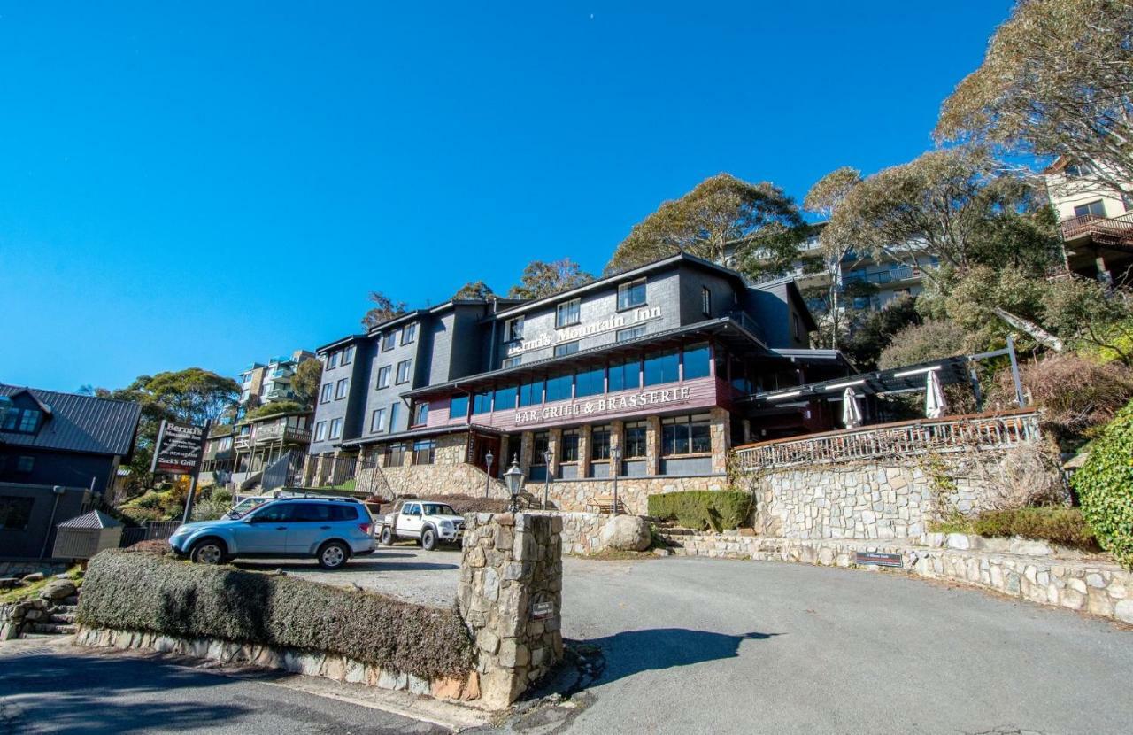 Bernti'S Mountain Inn Thredbo Exterior photo